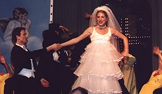 Der Hochzeitstanz aus "Hochzeitsnacht im Paradies"